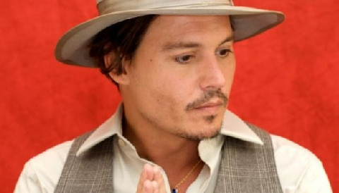 Johnny Deep es demandado por humillación extrema e indignante hacia mujer discapacitada