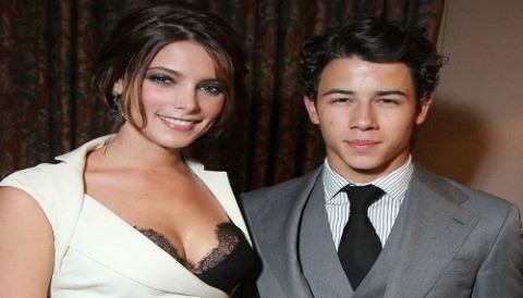 Ashley Greene y Nick Jonas juntos en la boda de Garbo Greg (Foto)