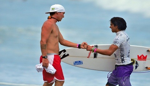 Continúa el mundial de surf junior en Panamá