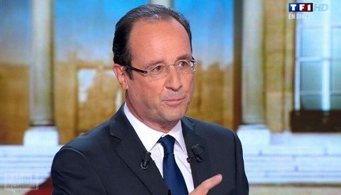 Hollande gana a Sarkozy en boca de urna
