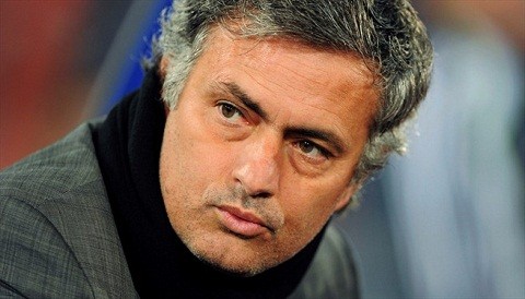 Chelsea dispuesto a pagar indemnización al Madrid por Mourinho