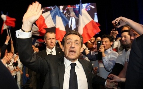 Elecciones en Francia: Sarkozy apuesta por unificar al electorado de la derecha