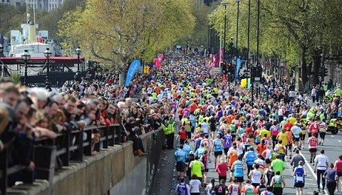 Mujer muere durante Maratón de Londres