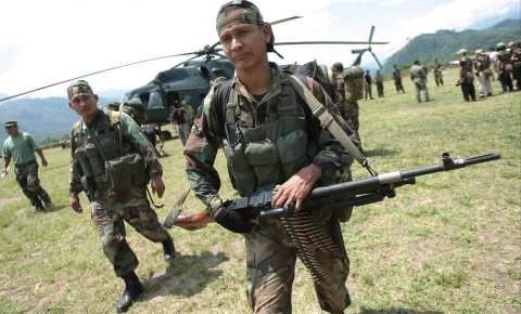 ¿Quiénes cree que son los responsables de la compra de comida y chalecos en mal estado para el ejército?