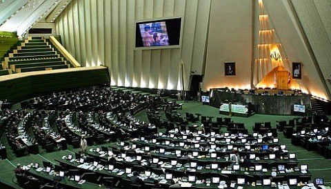 Se inicia la campaña para la segunda vuelta de las legislativas en Irán