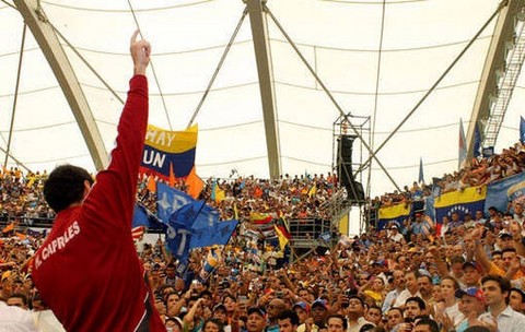 Venezuela: Capriles promete seguridad y trabajo en inicio de su campaña presidencial