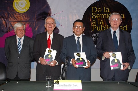 USMP publica libro sobre semiótica y la efectividad de los mensajes publicitarios