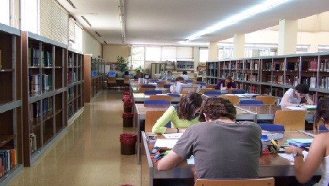 Ser universitario en Chile: la experiencia de una deudora