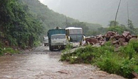 Declara en estado de emergencia distritos de Ayacucho por lluvias
