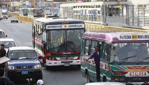 Aseguran que labor de cobradores de transporte público no desaparecerá