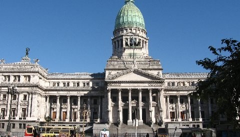 Mañana se debatirá en el Congreso argentino la expropiación de YPF