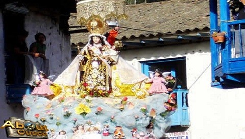 Fiesta de la Virgen del Carmen de Paucartambo llega a Francia