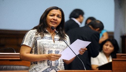 Marisol Espinoza invoca a Fiscalía unir esfuerzos contra impunidad y corrupción