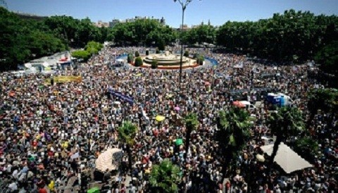 España: Miles de personas expresaron su apoyo al 15-M