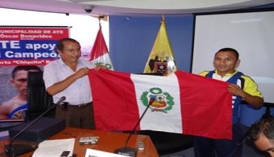 Condecoran a Alberto Chiquito Rossel con la máxima distinción de la Municipalidad de Ate