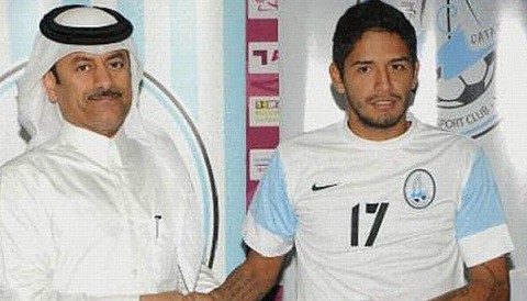 Reimond Manco fue presentado oficialmente en el Al-Wakrah de Qatar