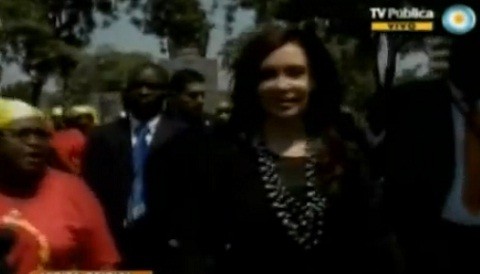Presidenta Cristina Fernández bailó danza angoleña  (Video)