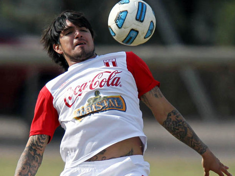 Juan Vargas podría llegar al partido ante Colombia