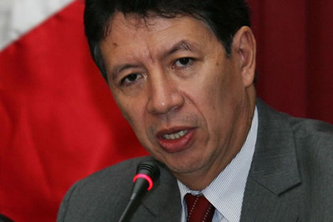 Exministro de Energía, Pedro Sánchez en el banquillo