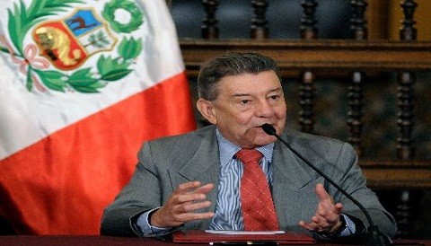 Canciller Roncagliolo viajará a Francia para hablar con juristas sobre diferendo marítimo