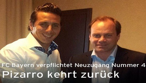Claudio Pizarro estampó hoy su firma por el Bayern Múnich