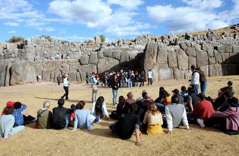 Cusco recibirá a más de 180 mil turistas en su mes jubilar