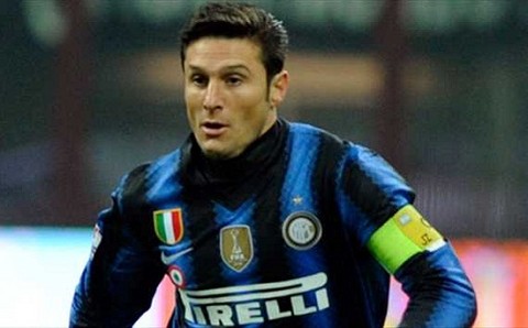 Ex seleccionado argentino Javier Zanetti debutó como cantante (Video)