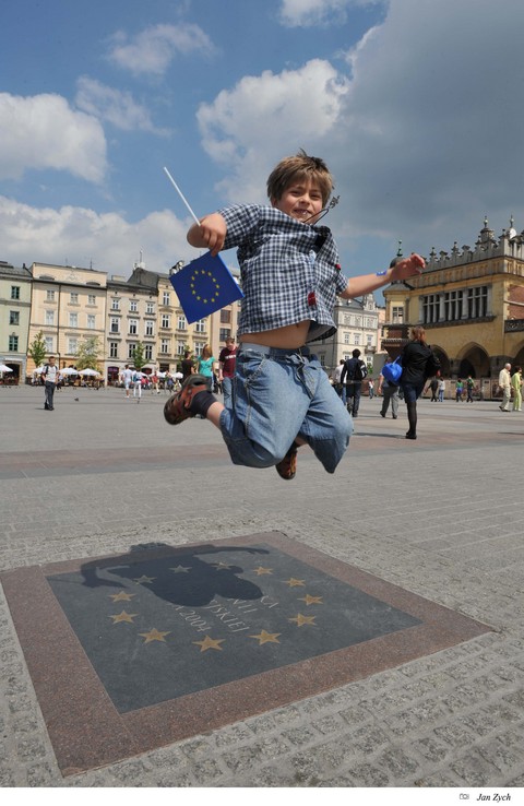 Inauguran exposición fotográfica Hola Polonia