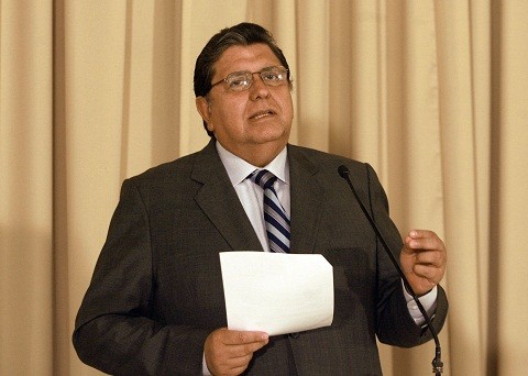 Alan García responderá el 8 de junio ante megacomisión que lo investiga