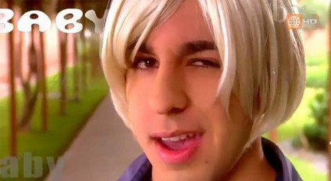 [VIDEO] Al Fondo Hay Sitio: Jhonny se vuelve Justin Bieber para conquistar a Alejandra