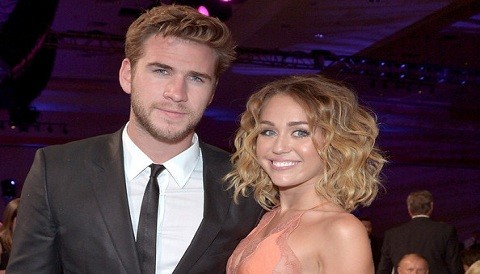 Miley Cyrus divide a fans por anuncio de boda con Liam Hemsworth