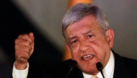 López Obrador a Peña Nieto: explique sus contratos con Televisa