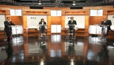 Debate en México: candidata atacó y promesas no faltaron