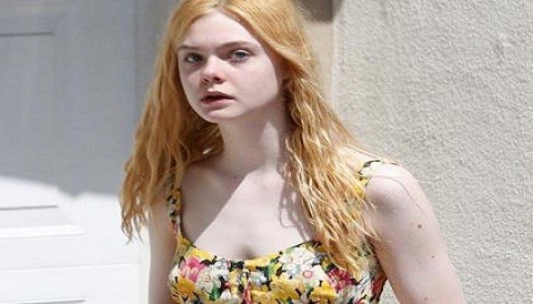 [FOTO] Elle Fanning luce nuevo tatuaje de unicornio