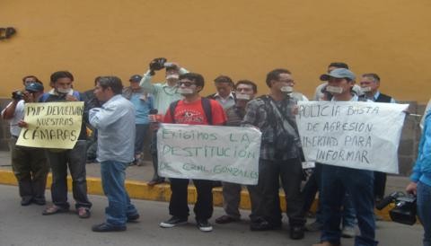 Cajamarca: Periodistas protestan por agresiones de parte de agentes policiales