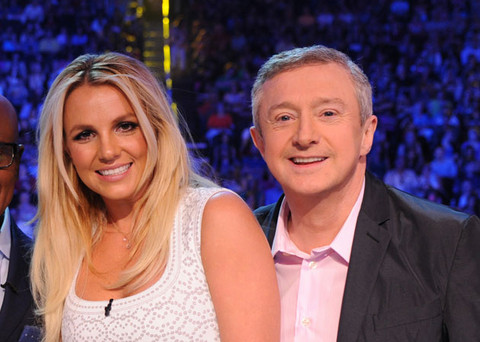 Britney Spears y Louis Walsh crean un lazo de amistad en Factor X