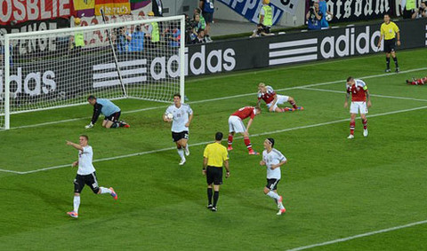 Eurocopa 2012: Alemania venció 2-1 a Dinamarca y lo eliminó del campeonato Eurocopa 2012: Alemania venció 2-1 a Dinamarca y lo eliminó del campeonato