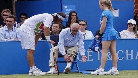 [VIDEO] David Nalbandian patea a juez y fue eliminado del torneo Queen's