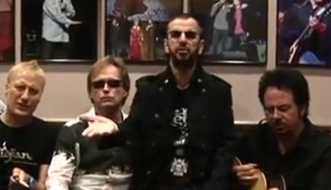 [VIDEO] Ex beatle, Ringo Starr, le canta a Paul McCartney por su cumpleaños