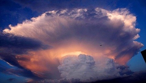 [FOTOS] Tormenta asombra a miles en China