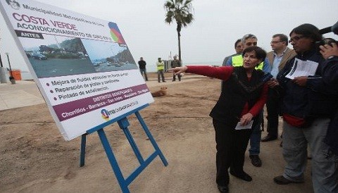 Alcaldesa Susana Villarán preside inicio de obras en avenida Pachacútec