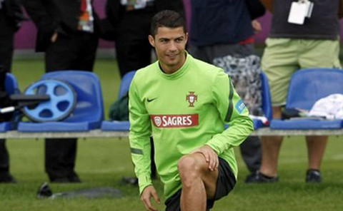 Eurocopa 2012: Cristiano Ronaldo afirma que duelo ante España será 'una batalla'