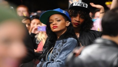 Policías que filtraron fotos de Rihanna golpeada podrían perder su trabajo