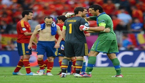 Iker Casillas: Buffon tiene todo mi respeto
