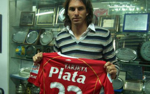 Fútbol Argentino: José Carlos Fernández fue presentado en Argentinos Juniors