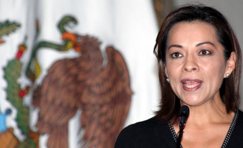 Josefina Vásquez Mota, candidata del PAN, reconoce que las tendencias no la favorecen