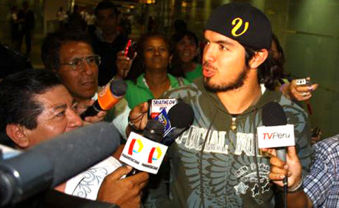 Juan Vargas: Yo sé lo que doy por la selección y la camiseta no la voy a manchar