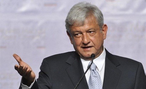 México: López Obrador señala que Peña Nieto compró votos a través de tarjetas prepago