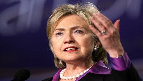 Hillary Clinton visita Afganistán y lo cataloga como su aliado más importante