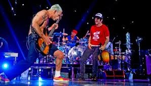[VIDEO] La banda neoyorquina Red Hod Chili Peppers en el escenario del Rock in Rio Madrid 2012.